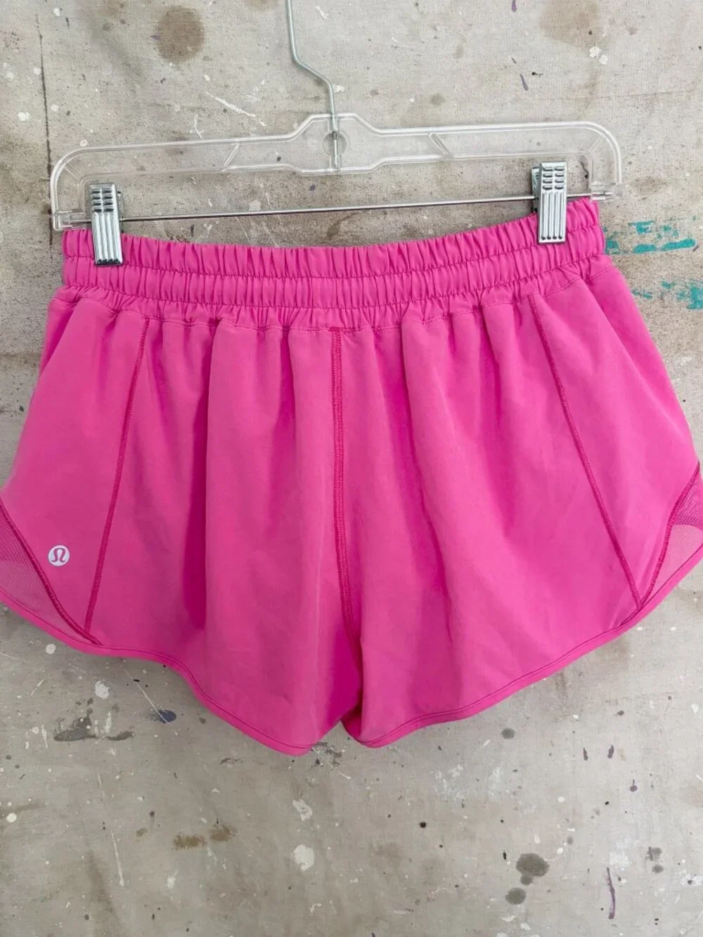 Lululemon Hotty Hot Low-Rise Short 2.5